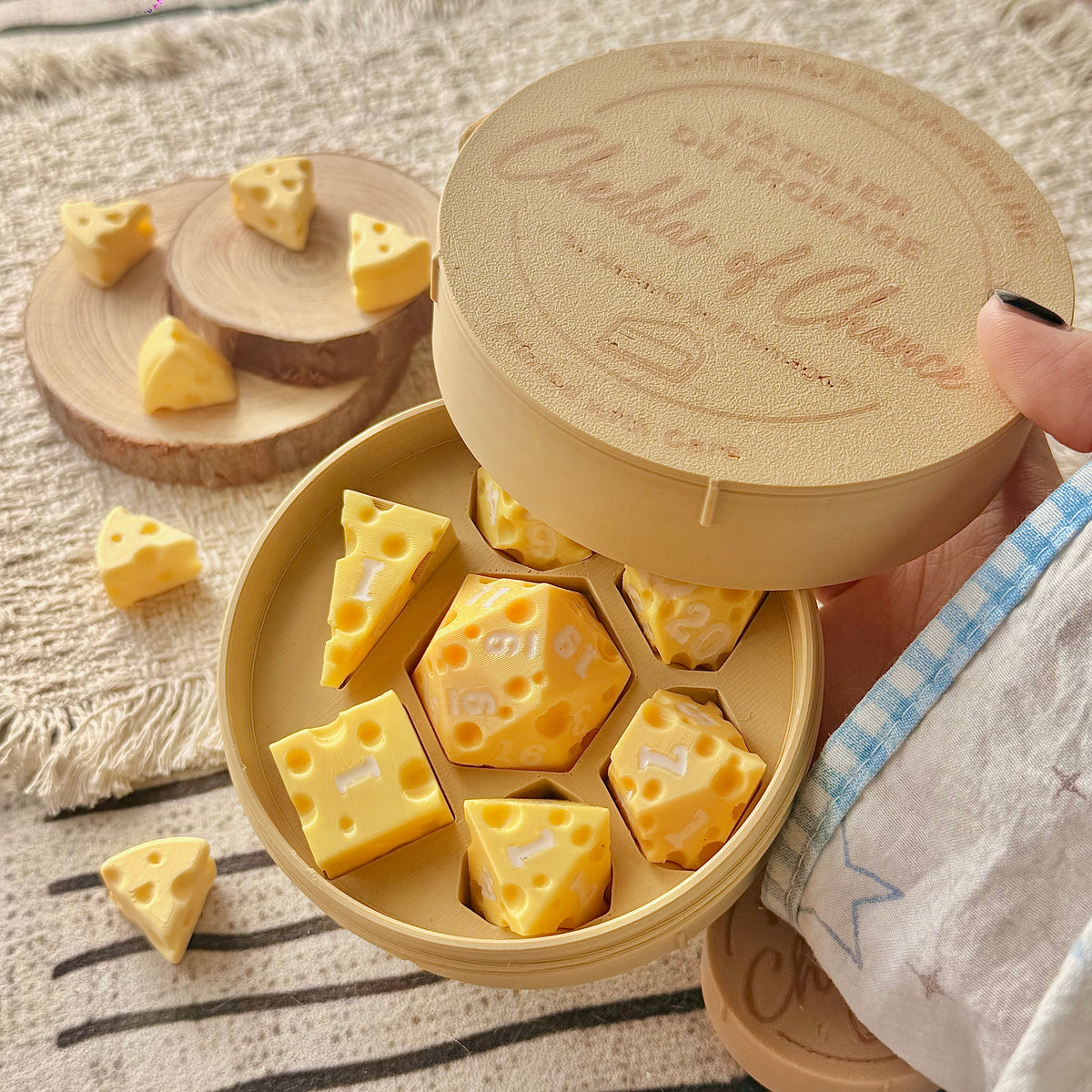 Handmade Resin Cheese Dice Set, Polyhedral DND RPG Dice, Sharp Edge Gamer Gift