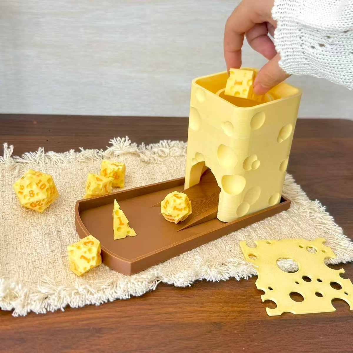 Caramel Cheese Resin Polyhedral Dice Set, Hand-Crafted RPG Dice Tower